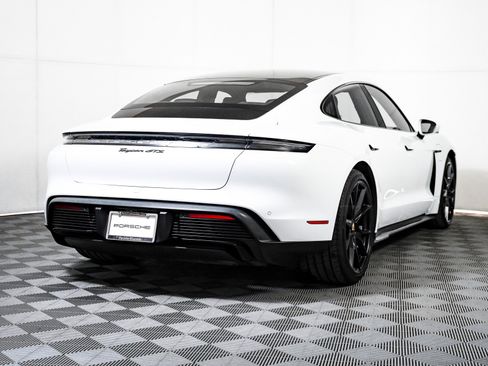 Certified 2022 Porsche Taycan GTS image 10