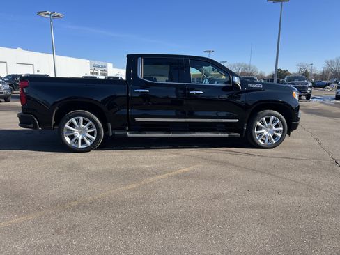 Certified 2023 Chevrolet Silverado 1500 High Country w/ High Country Premium Package image 10