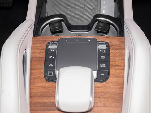 New 2026 Mercedes-Benz GLE 53 AMG 4MATIC image 23