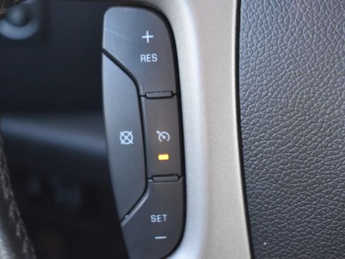Used 2013 Chevrolet Silverado 2500 LT AWD/4WD image 25