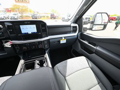 New 2026 Ford F350 XLT AWD/4WD image 27