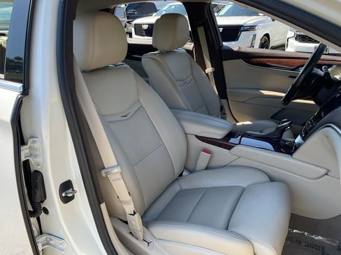 Used 2014 Cadillac XTS Vsport Premium w/ Driver Assist Package AWD/4WD image 21