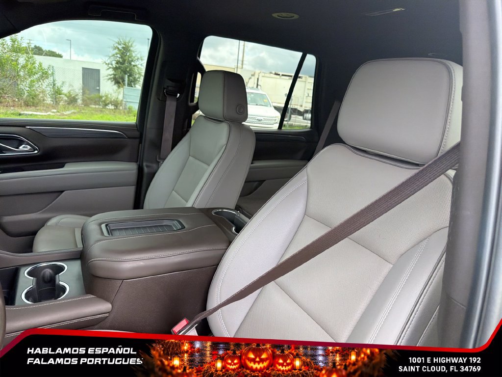 Used 2024 GMC Yukon SLT w/ SLT Luxury Package AWD/4WD image 16