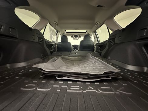 Certified 2025 Subaru Outback Limited image 10
