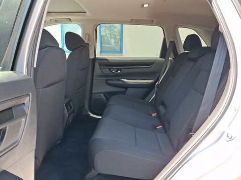 Used 2025 Honda CR-V EX image 10