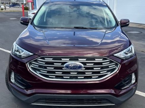 Used 2019 Ford Edge SEL w/ Equipment Group 201A image 4