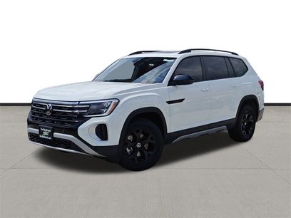 New 2025 Volkswagen Atlas Peak Edition SE
