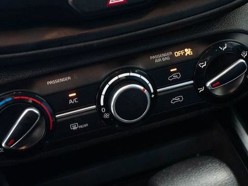 Used 2024 Kia Soul LX w/ Option Group 015 FWD image 22