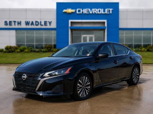 Used 2026 Nissan Altima 2.5 SV FWD image 46