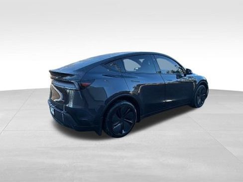 Used 2026 Tesla Model Y Long Range image 31