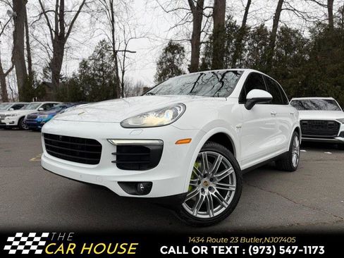 Used 2018 Porsche Cayenne S Platinum image 2