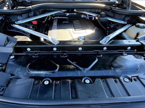 Used 2022 BMW X5 sDrive40i w/ Luxury Seating Package image 34