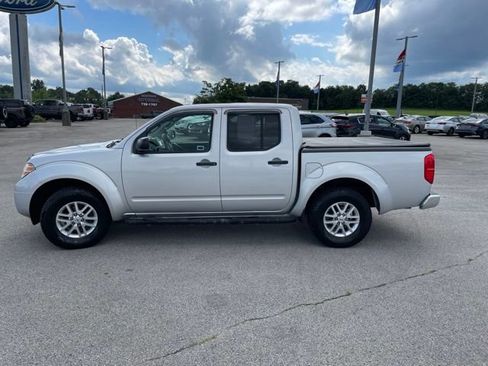Used 2016 Nissan Frontier SV RWD image 5