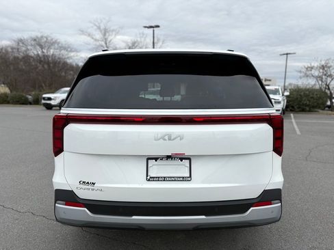 New 2026 Kia Carnival EX image 6
