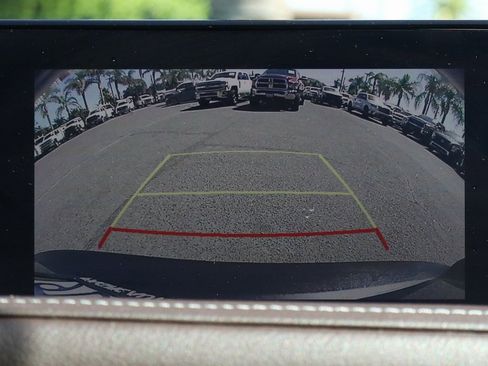 Used 2022 MAZDA CX-30 AWD 2.5 S w/ Premium Package image 32