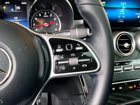 Used 2022 Mercedes-Benz GLC 300 image 24