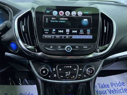 Used 2017 Chevrolet Volt Premier w/ Driver Confidence II Package FWD image 21