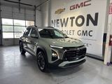New 2026 Chevrolet Equinox ACTIV w/ LPO, Floor Liner Package image 2