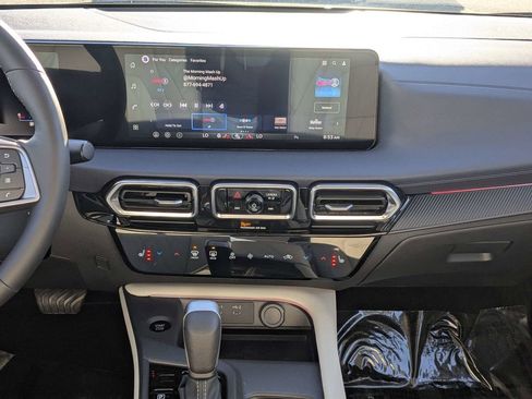 New 2026 Nissan Sentra SL w/ Floor Mat Package FWD image 18
