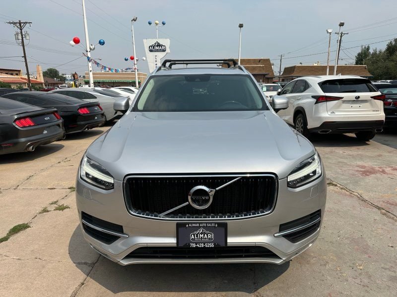 Used 2018 Volvo XC90 T6 Momentum w/ Convenience Package AWD/4WD image 2