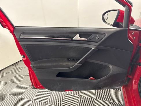 Used 2017 Volkswagen GTI S FWD image 25