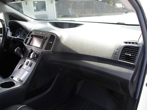 Used 2014 Toyota Venza Limited AWD/4WD image 28