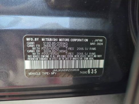 Used 2024 Mitsubishi Outlander SE AWD/4WD image 27