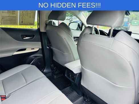 Used 2024 Toyota Venza Limited image 21