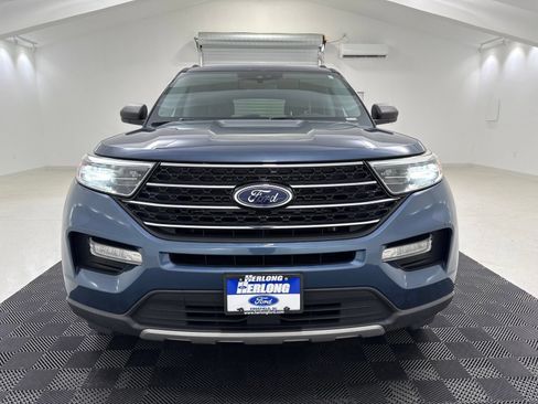 Used 2020 Ford Explorer XLT w/ Equipment Group 202A AWD/4WD image 2