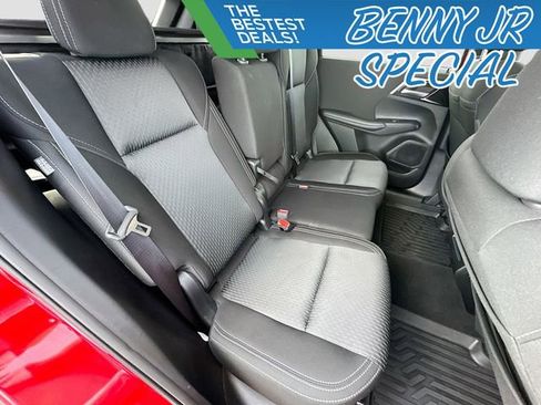 Used 2024 Mitsubishi Outlander ES image 25