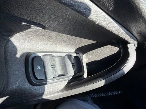 Used 2019 Ford Fiesta SE w/ Equipment Group 201A FWD image 11