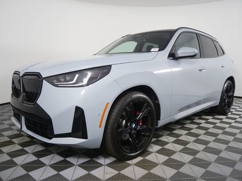 Certified 2025 BMW X3 xDrive30i w/ Premium Package AWD/4WD image 7