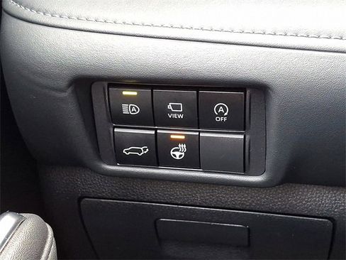 Used 2023 Toyota Highlander Platinum image 24