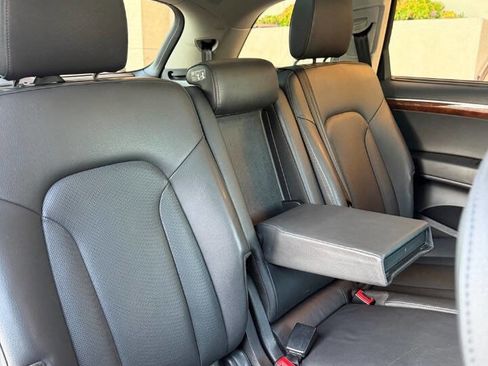 Used 2014 Audi Q7 TDI Prestige w/ Prestige Package image 22
