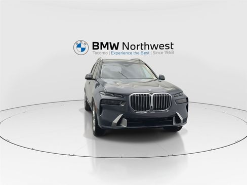 New 2026 BMW X7 xDrive40i image 7