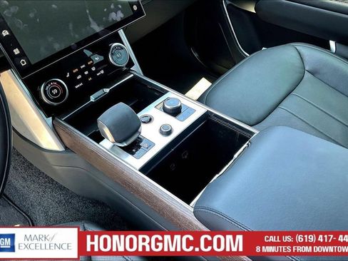 Used 2023 Land Rover Range Rover SE AWD/4WD image 19