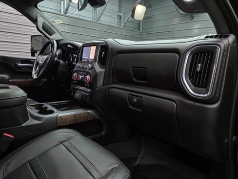 Used 2022 GMC Sierra 2500 Denali AWD/4WD image 15