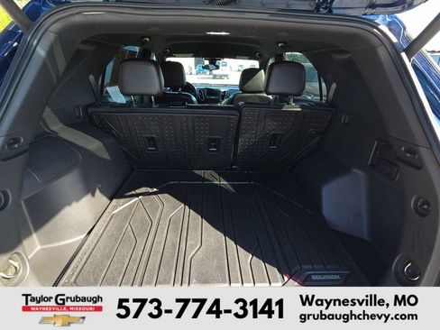 Used 2022 Chevrolet Equinox RS w/ LPO, Floor Liner Package FWD image 15