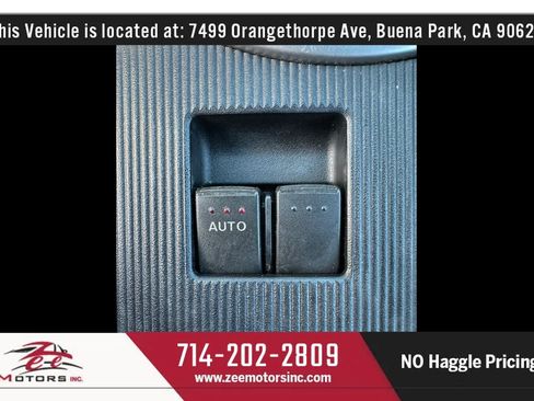Used 2006 MAZDA MX-5 Miata Grand Touring w/ Premium Pkg RWD image 32