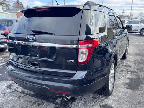 Used 2015 Ford Explorer XLT w/ Equipment Group 202A image 7