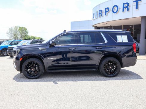 Used 2022 GMC Yukon SLE RWD image 2