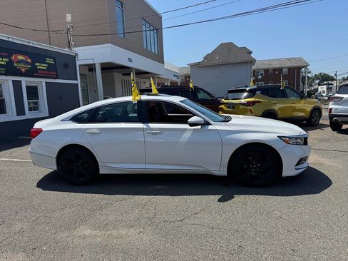 Used 2020 Honda Accord EX-L image 6