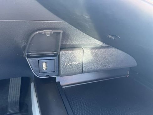 Used 2023 Toyota Camry LE image 21