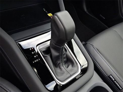 New 2025 Subaru Forester Limited image 13