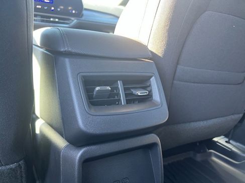 New 2026 Chevrolet Equinox EV LT image 22