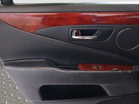 Used 2007 Lexus LS 460 image 20