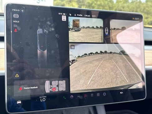 Used 2024 Tesla Model Y Long Range RWD image 17