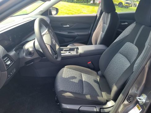 New 2026 Nissan Sentra SV w/ SV Convenience Package FWD image 13