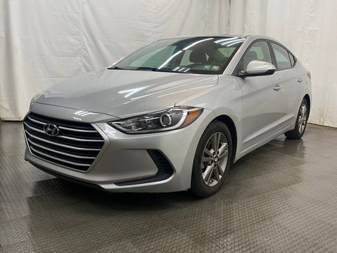 Used 2018 Hyundai Elantra SEL FWD image 4