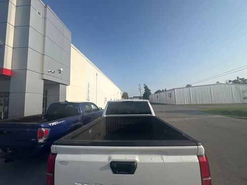 Used 2025 Toyota Tacoma TRD Sport RWD image 17